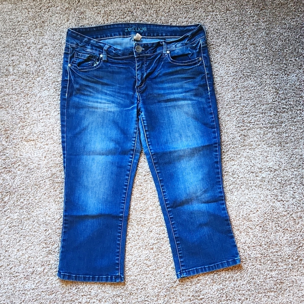 Womens Refuge size 10 Capris